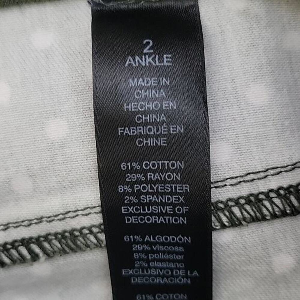 Chico's Olive Green Polka Dot So Slimming Girlfriend Ankle Jeans Size 10 - Picture 6 of 6